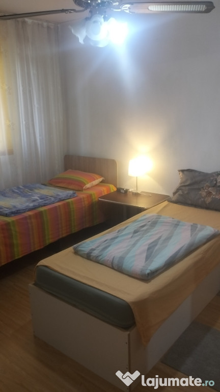 Apartament 3 camere, cazare Pitești