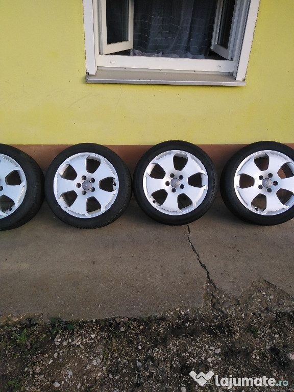 Genti aliaj cu cauciucuri in buna stare provin de pe Audi a3