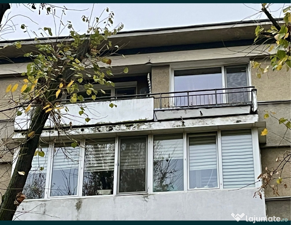 Apartament 2 camere în spatele clinicii de stomatologie de la rotonda