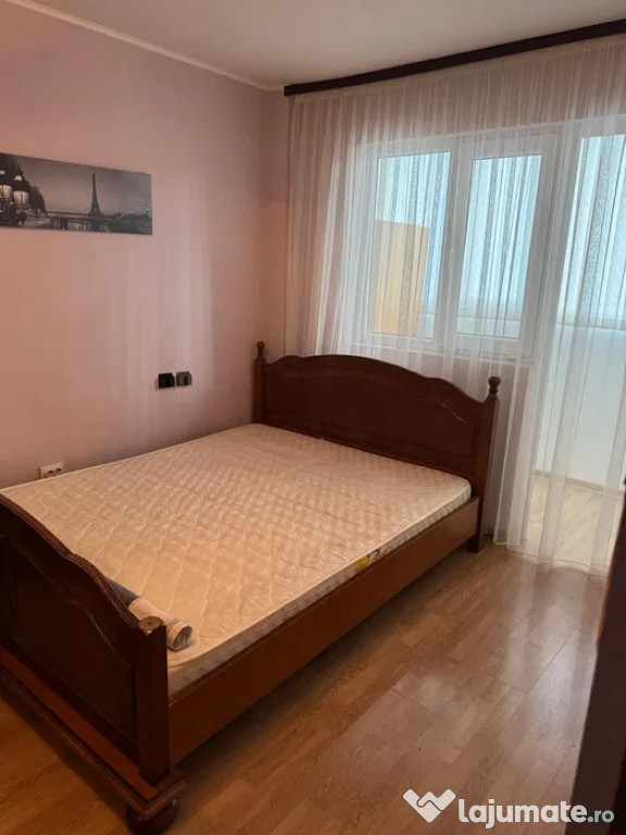 Apartament cu 2 camere decomandate - etaj 3 - Zona Burdujeni