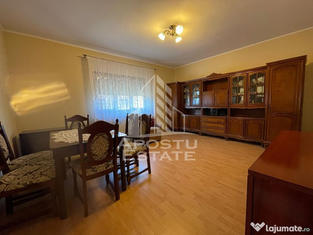 Casa zona Ghirodei, 4 camere, curte proprie