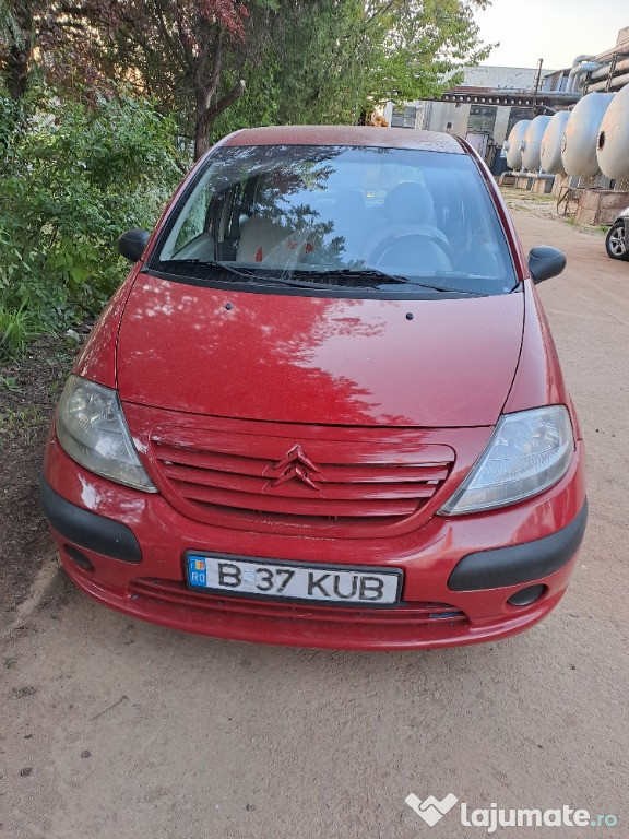 Vand citroen C3 benzina,anul 2004.Pret 1100 euro negociabil