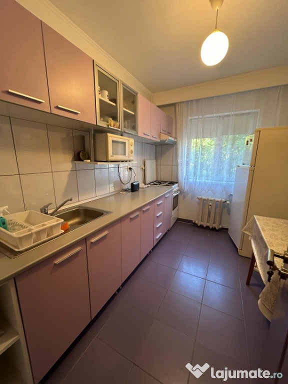 Apartament 3 camere situat in zona DACIA