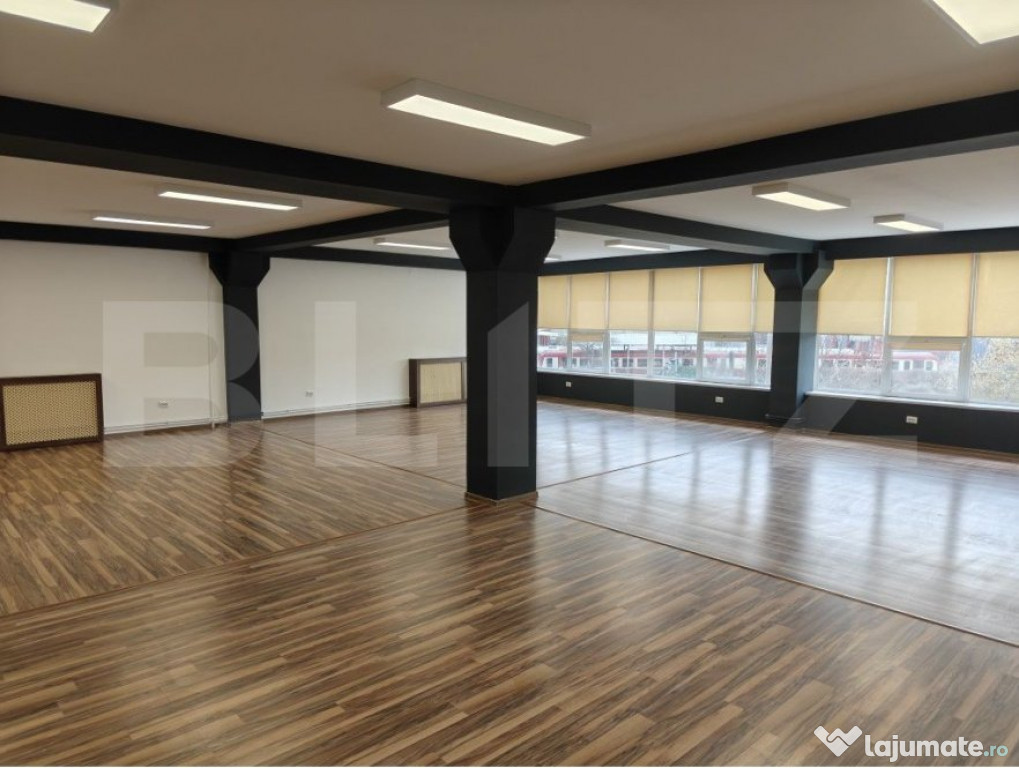 Spaţiu birou de închiriat, 185 mp, zona Tractorul