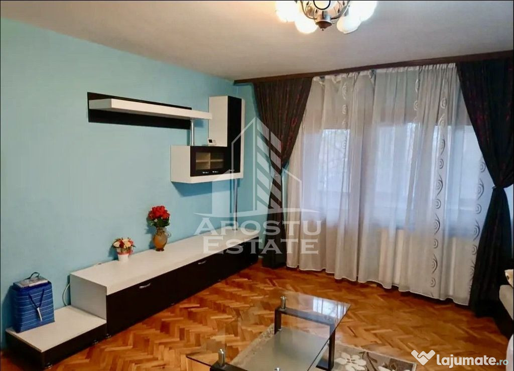 Apartament 3 camere, 2 bai, etaj 2, centrala proprie, zon...