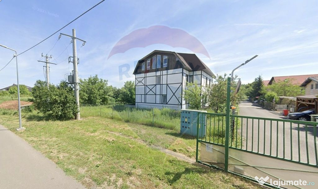 Vila in complex rezidential inchis, piscina | Saftica, Ba...