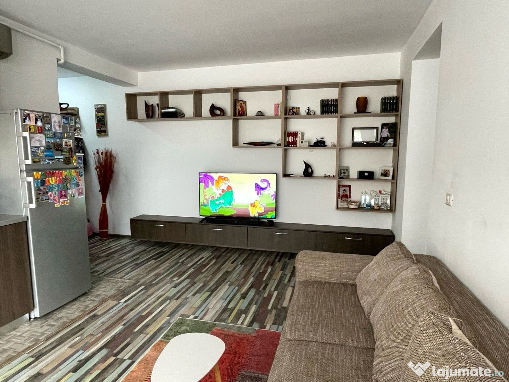 Proprietar,vand apartament cu 3 camere in Giroc ( ESO/ Scoala noua)