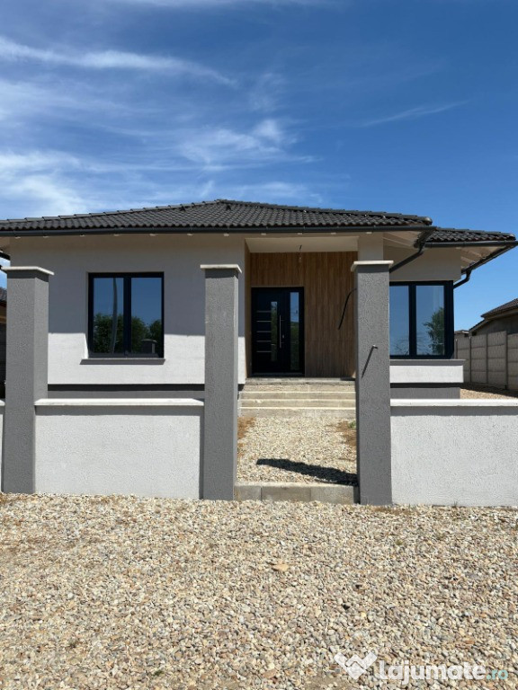 De vânzare casa Osorhei
