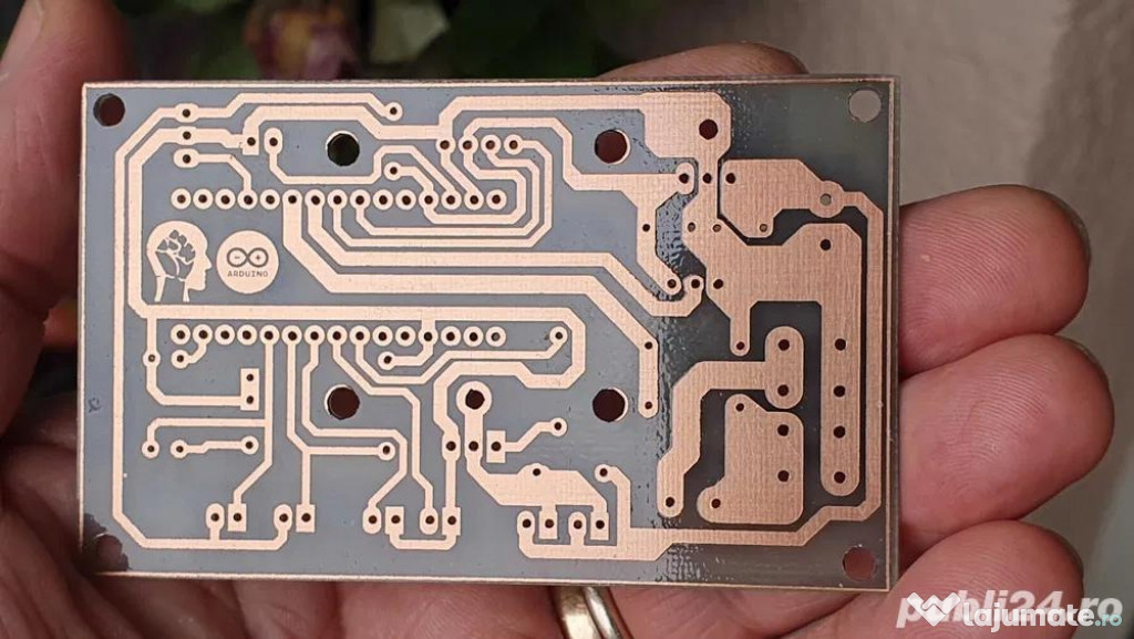 Vand cablaje imprimate PCB realizate in regim DIY