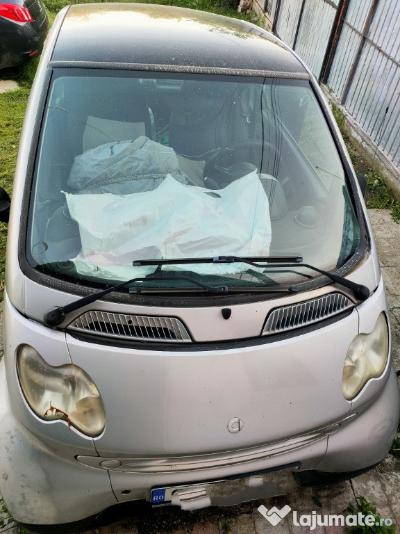 Vând Smart fortwo