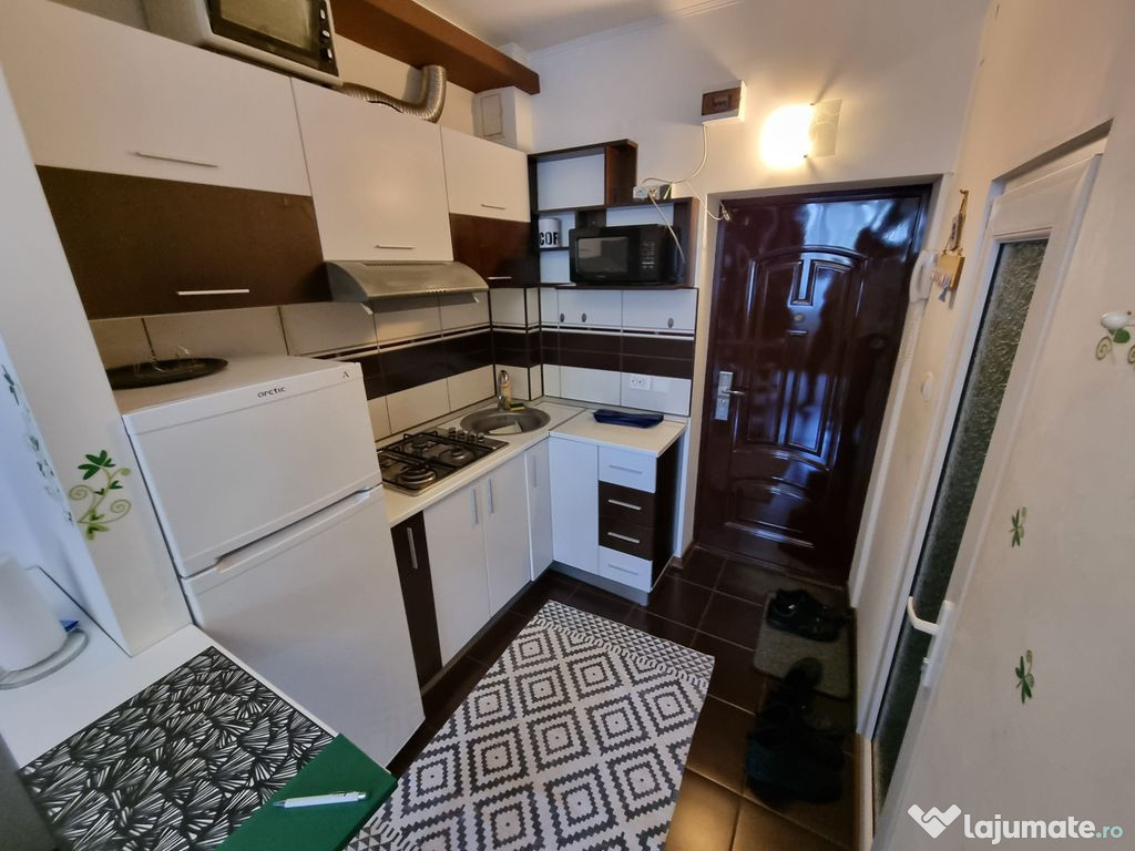 Garsoniera zona Abator