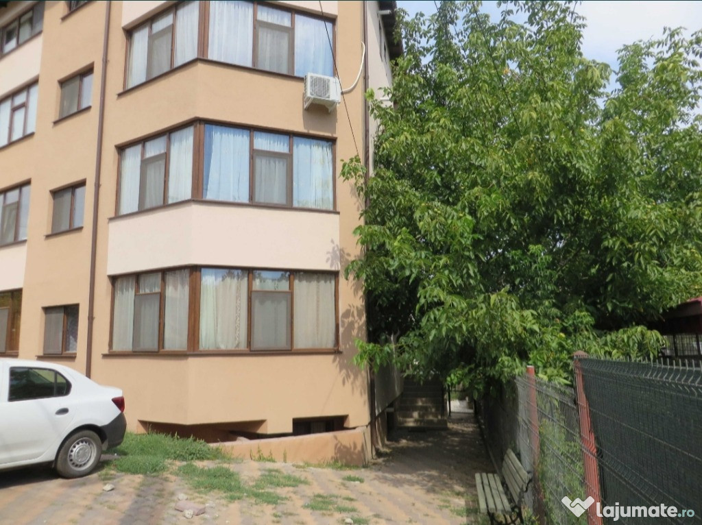 Inchiriez apartament 2 camere zona Selgros