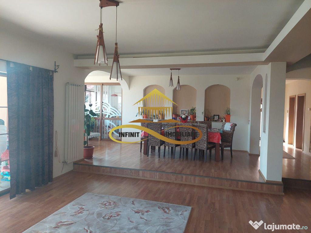 Casa/ vila de vanzare cu 700 mp teren in Gheraiesti str. ...