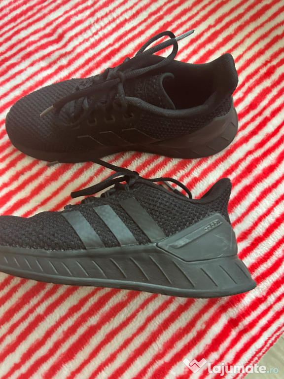 Teniși Adidas fete mărimea 33