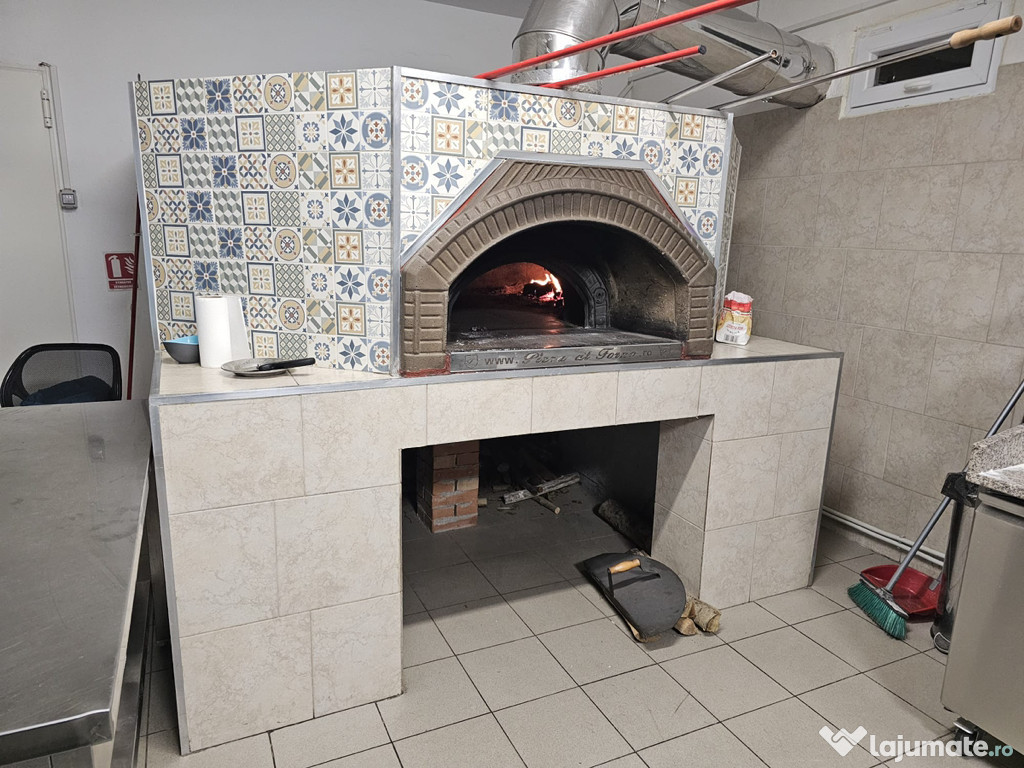 Pizzerie complet echipată Militari
