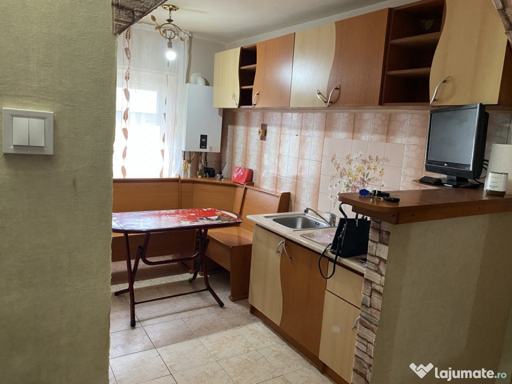 Apartament 2 camere 52mp langa biserica mare