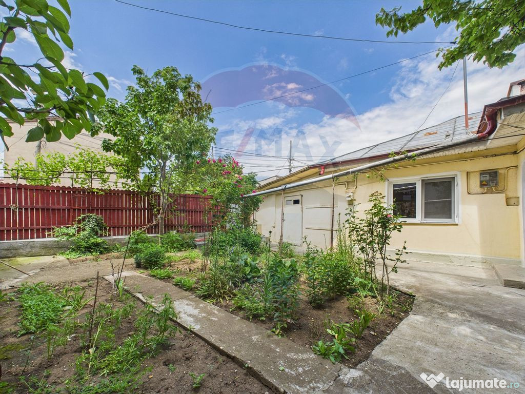 Casa cu 3 camere de vânzare in Rahova