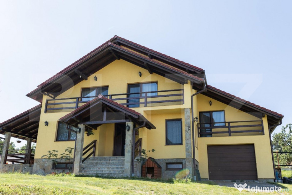 Casă de vanzare, cu 6 camere, 379 mp, zona Oarda de Sus