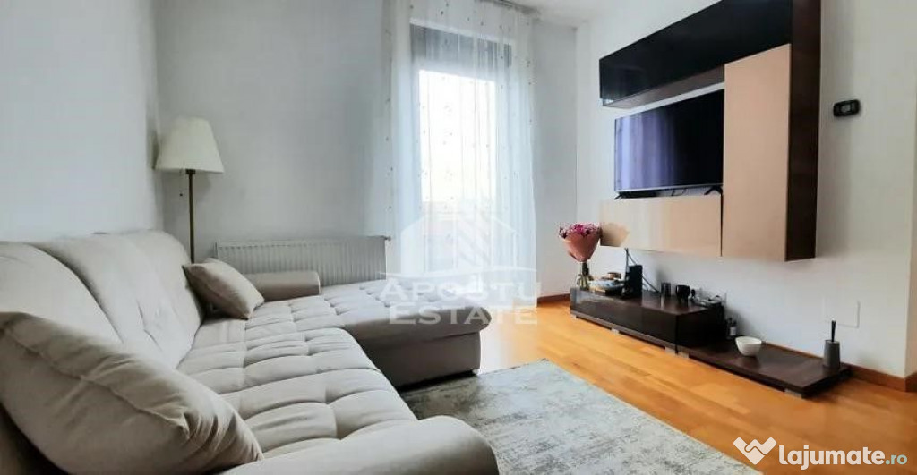 Apartament 2 camere, decomandat + parcare inclusa, in Dum...