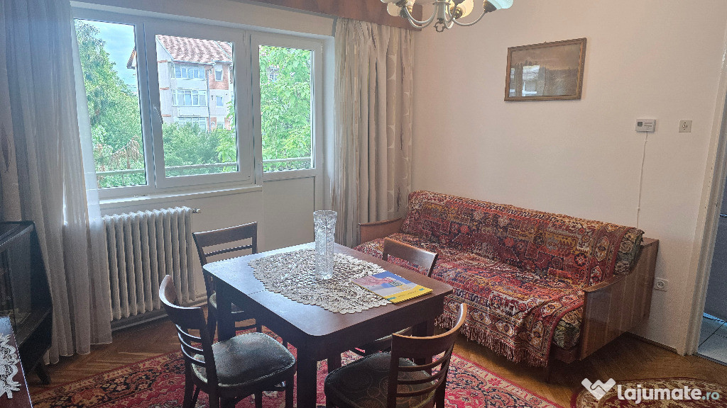 Vand apartament cu 3 camere in Deva, etaj 3, zona Gojdu (Zamfirescu),