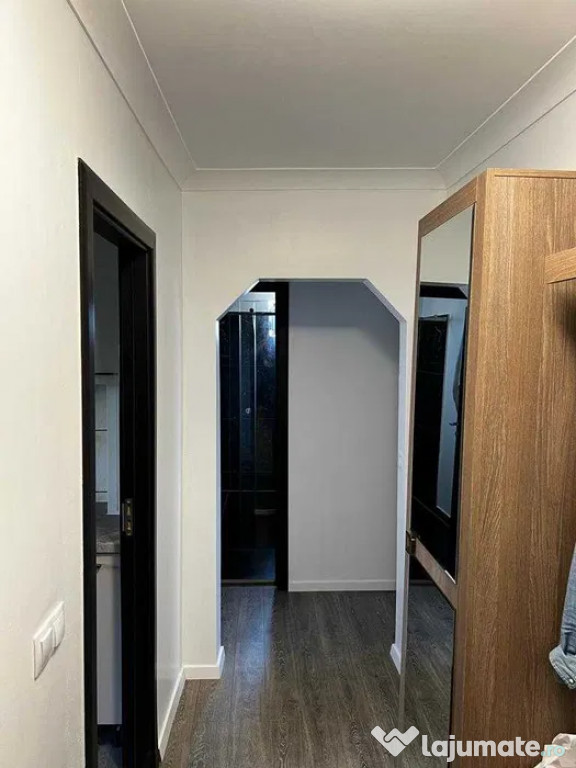 Apartament cu 2 camere decomandate Zona Burdujeni - Cuza Voda 3