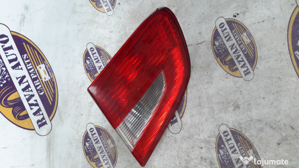 Stop dreapta hayon  Skoda Superb 2 2009