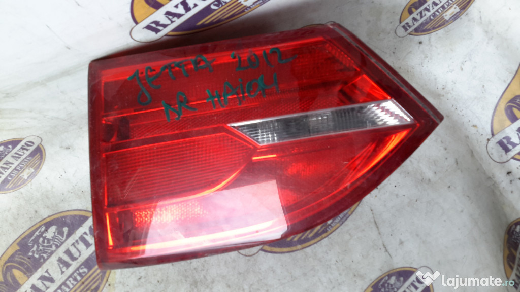 Stop dreapta hayon Volkswagen Jetta 2012