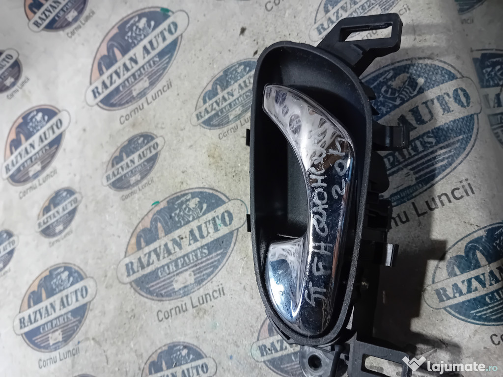 Maner interior stanga fata Nissan Qashqai 2014