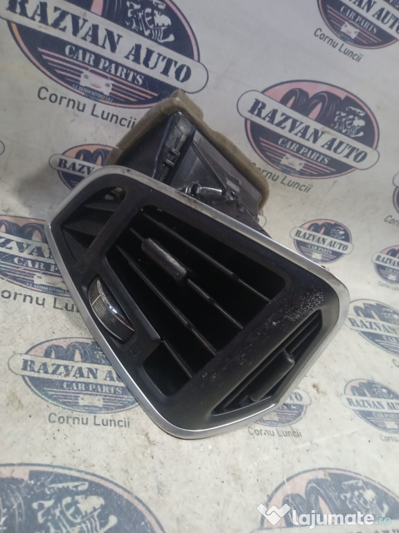 Grila ventilatie dreapta Ford C-MAX 2014
