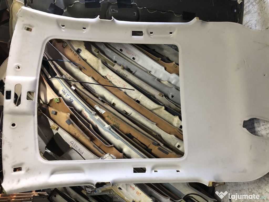Plafon material cu panorama Nissan Qashqai 2012