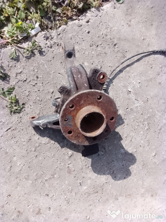 Fuzeta stanga fata Renault Scenic 1.6 Motorina 2012