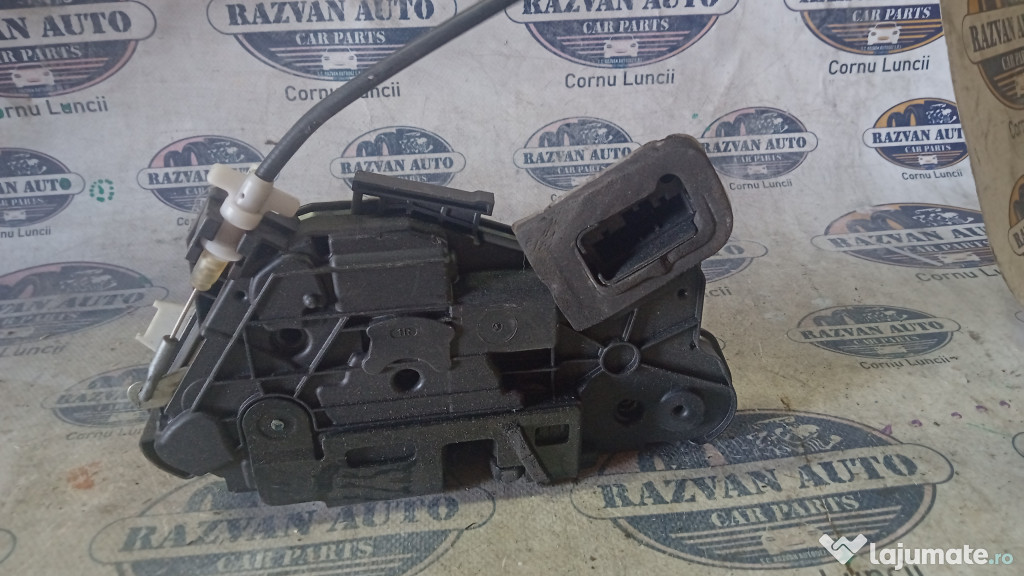 Broasca dreapta fata BMW Seria 2 F45