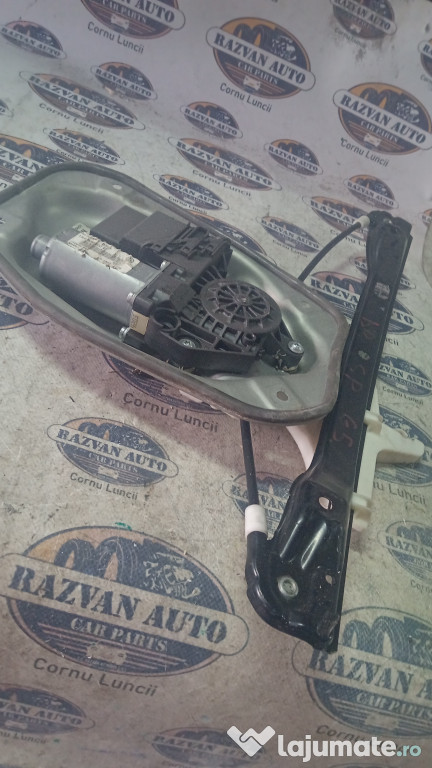 Macara geam dreapta spate Volkswagen Golf 5 2008