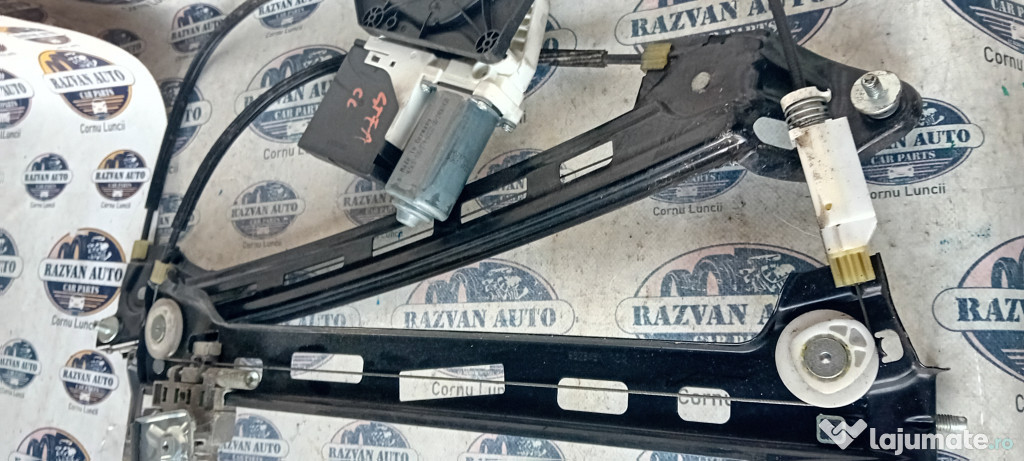 Macara geam stanga fata Volkswagen Passat CC 2013