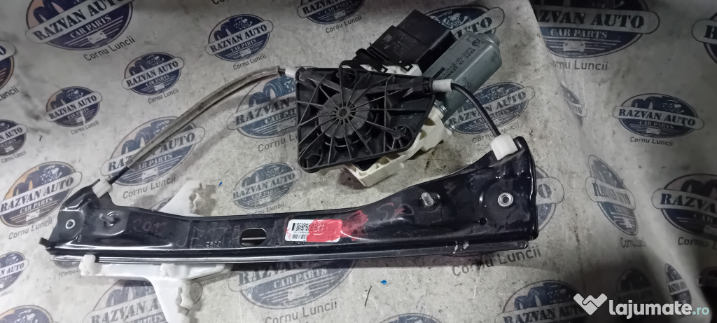 Macara geam dreapta spate Volkswagen Jetta 2012