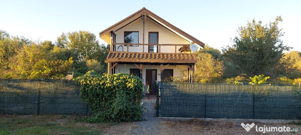 Casa ta de vacanta in Delta Dunarii Crisan