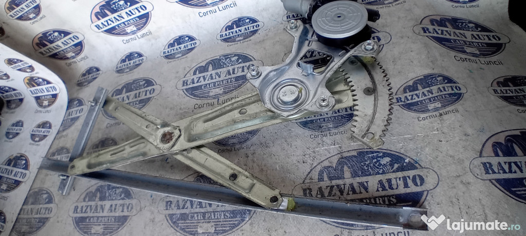 Macara geam stanga fata Mitsubishi ASX 2010