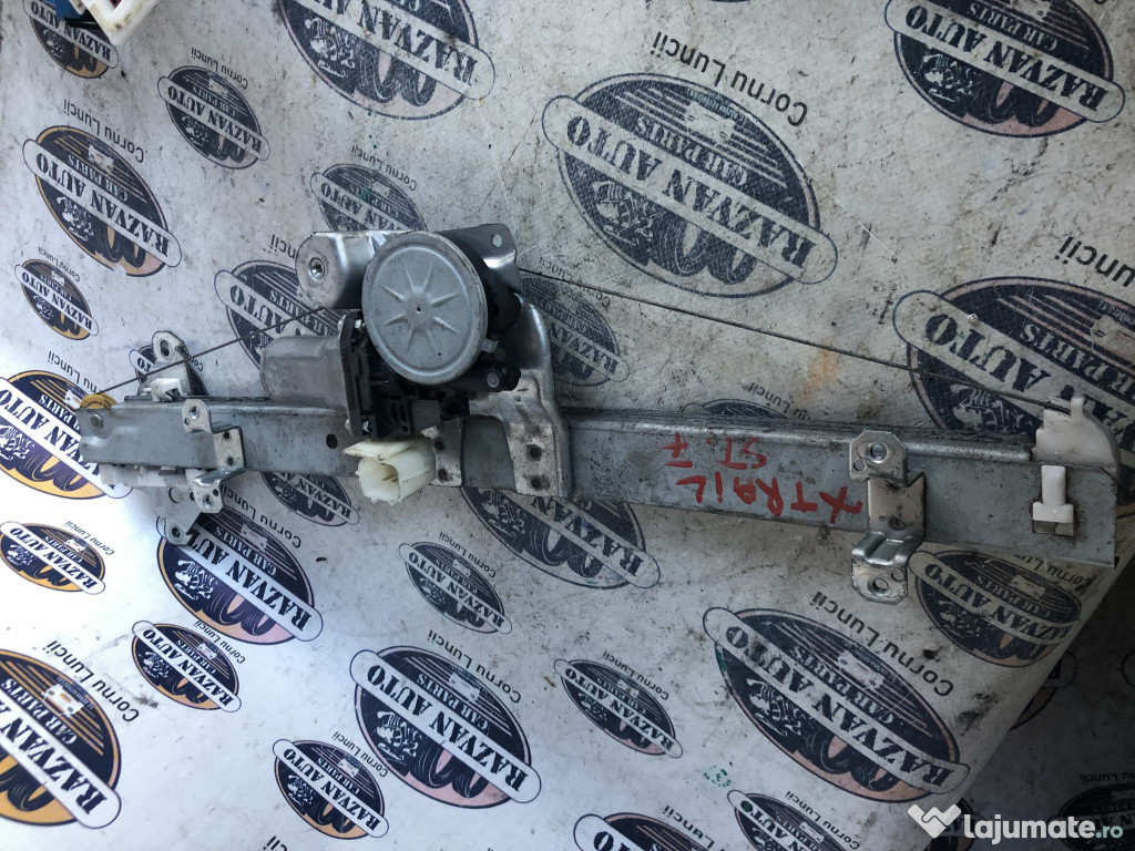 Macara geam stanga fata Nissan X-Trail 2015