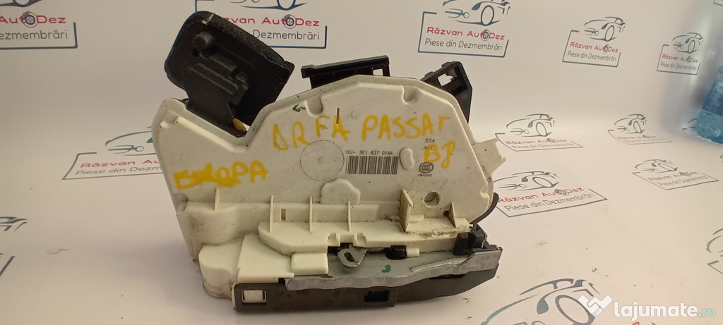 Broasca dreapta fata Volkswagen Passat B8 2016