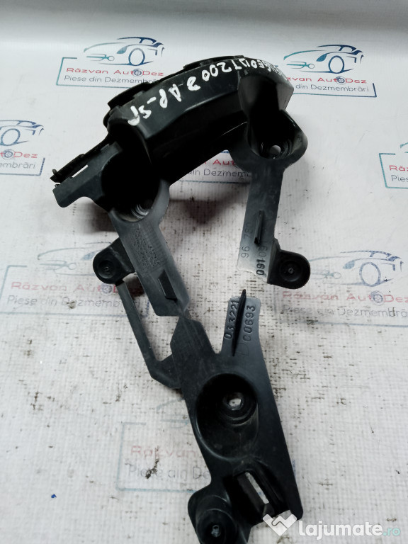 Suport dreapta bara spate Peugeot 2008 2016