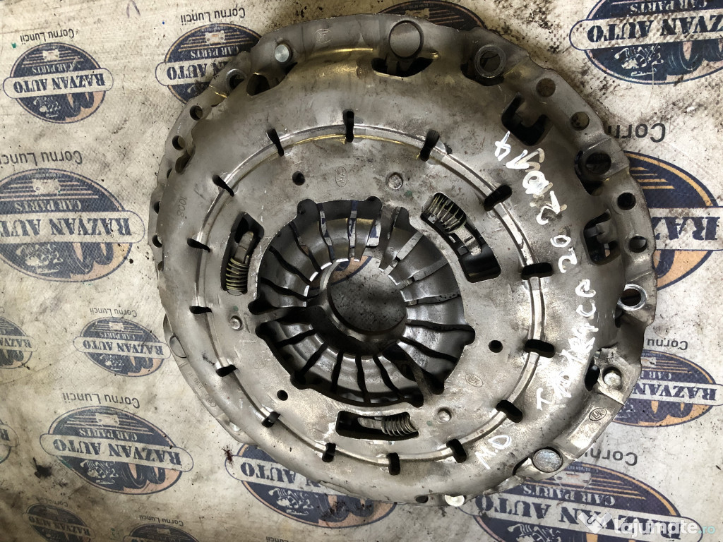 Placa de presiune masa dubla BMW F10 2.0 2014