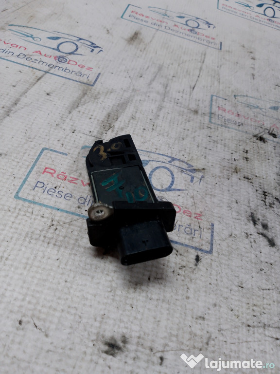 Debitmetru aer BMW F10 3.0 2011