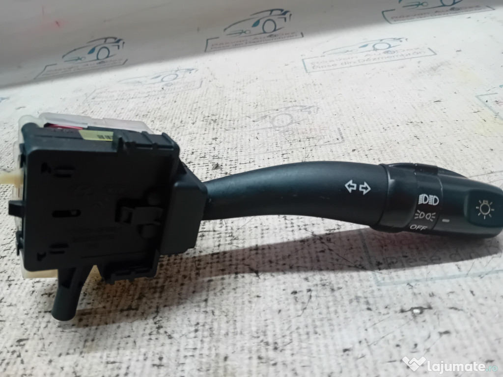 Maneta semnalizare Hyundai Santa Fe 2007