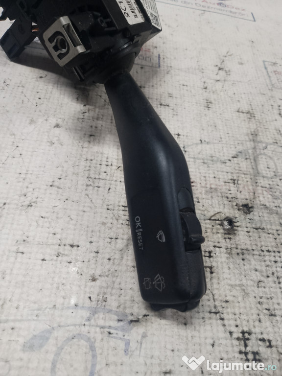 Maneta stergatoare Volkswagen Golf 5 2008