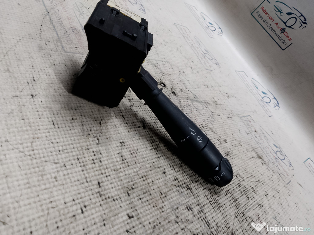 Maneta stergatoare Dacia Duster 2007