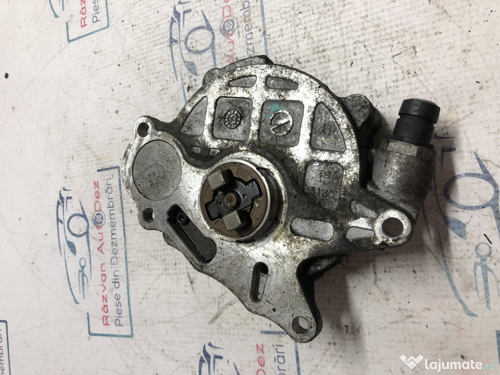 Pompa vacuum Volkswagen Passat CC 2010