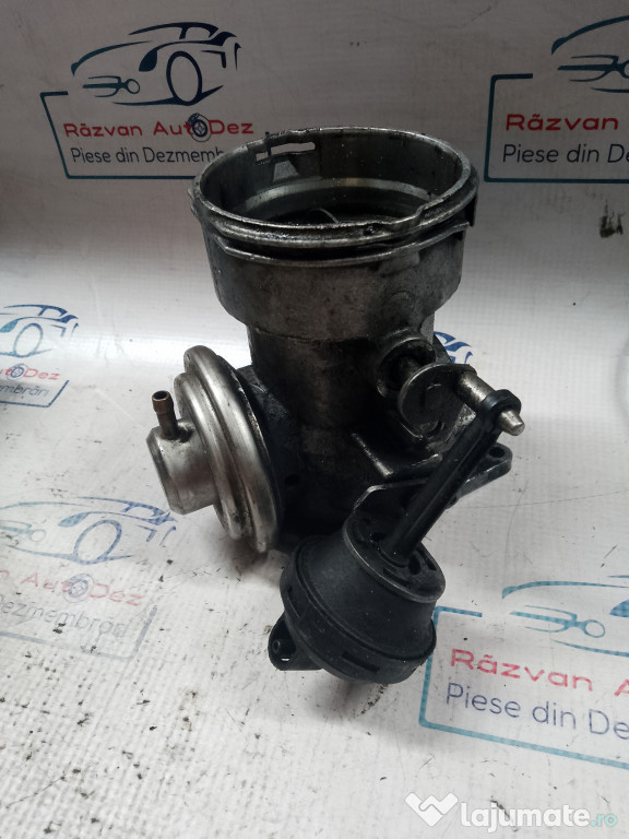 Clapeta acceleratie Volkswagen Touareg 2.5 2005