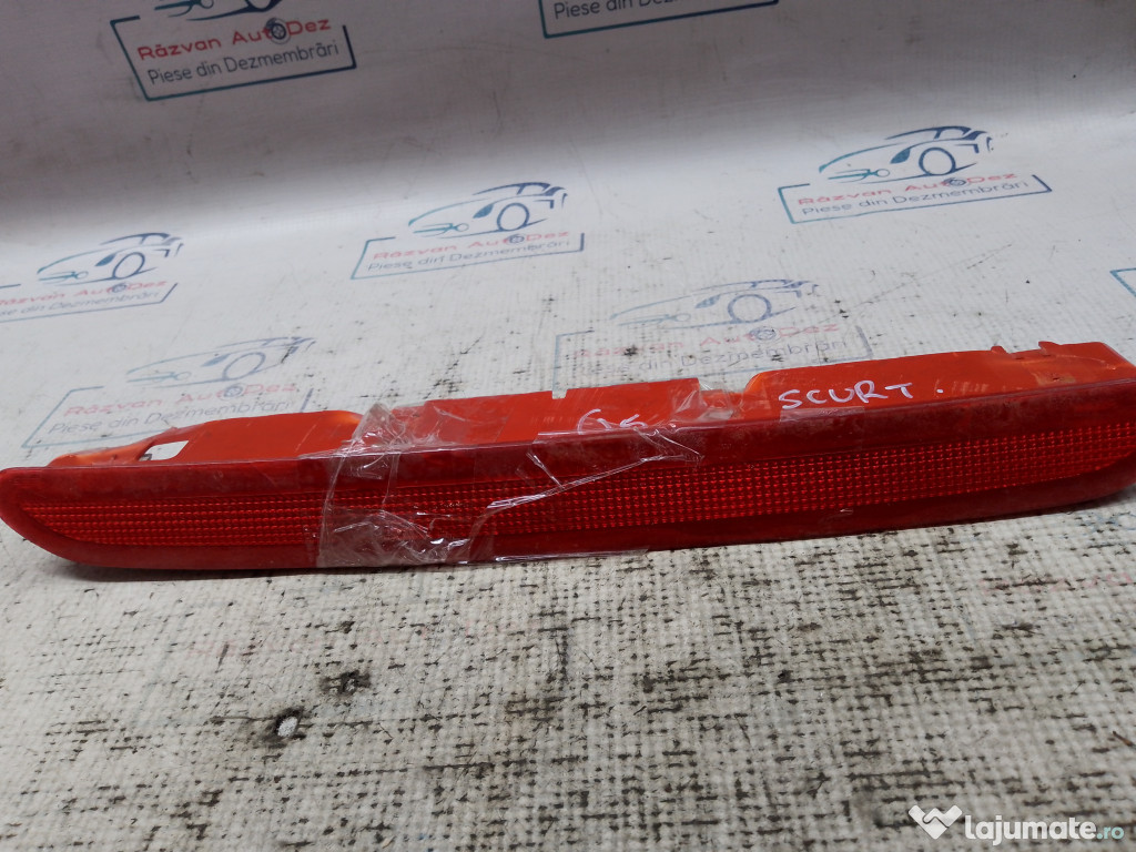 Stop central hayon Volkswagen Golf 5 2008