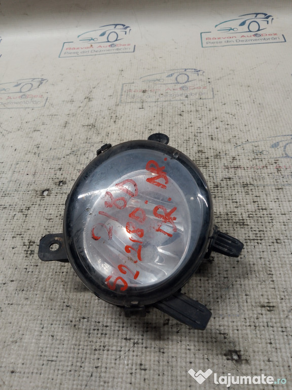 Proiector dreapta BMW Seria 2 F45