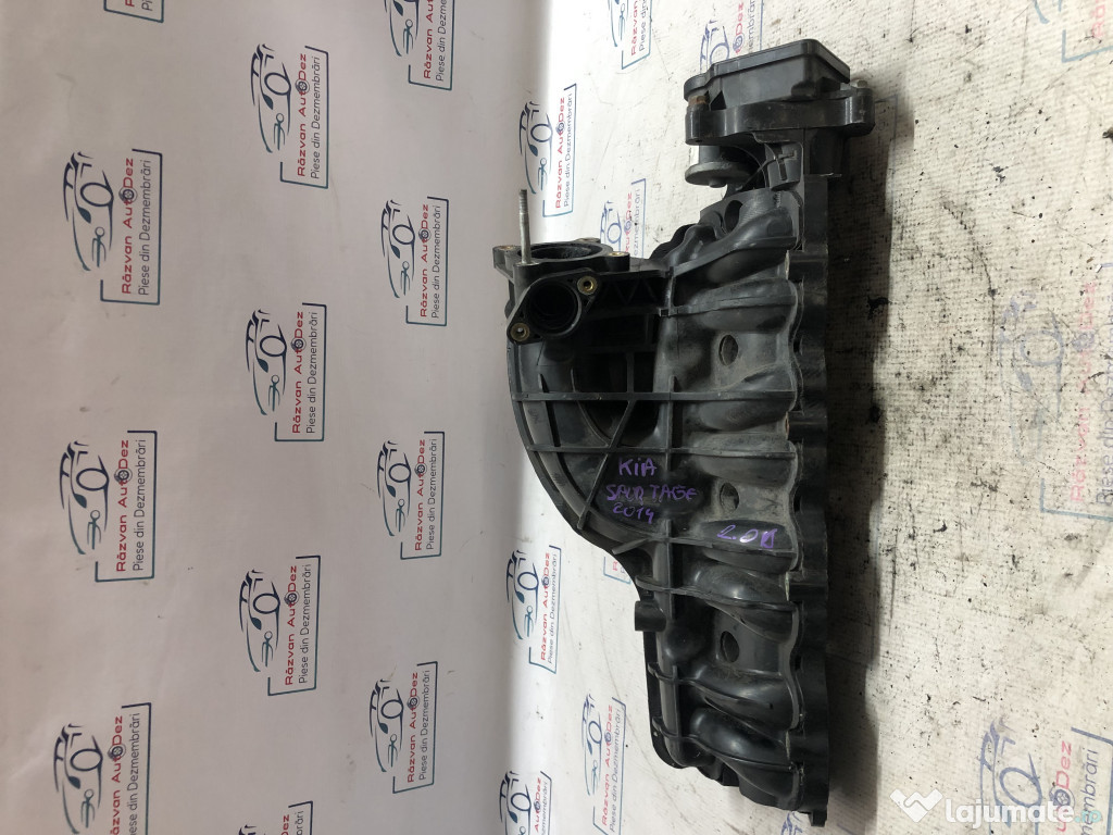 Galerie Admisie Plastic Kia Sportage 2.0 Motorina 2014